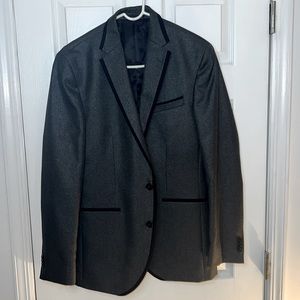 Men’s Dress Blazer. Practically brand new and hardly worn.